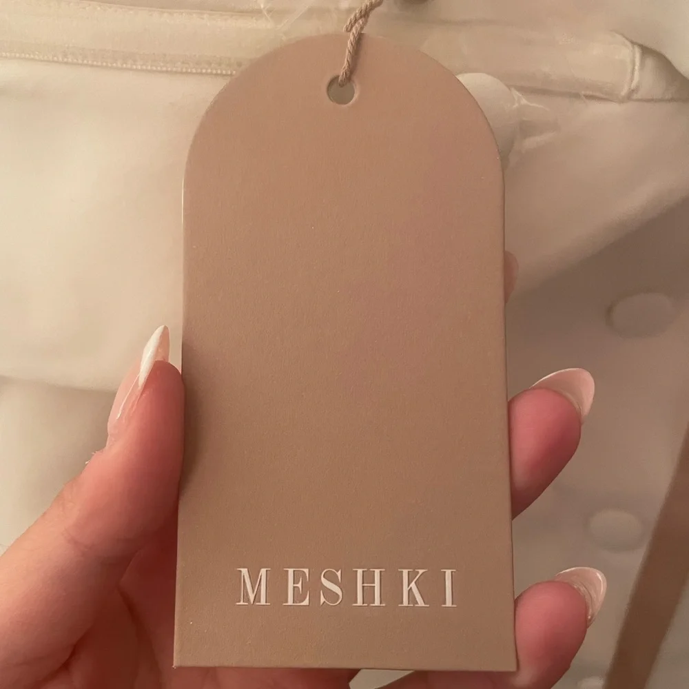 Meshki Strapless Cream Dress - Picture 6 of 7